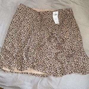 Abercrombie wrap skirt leopard print